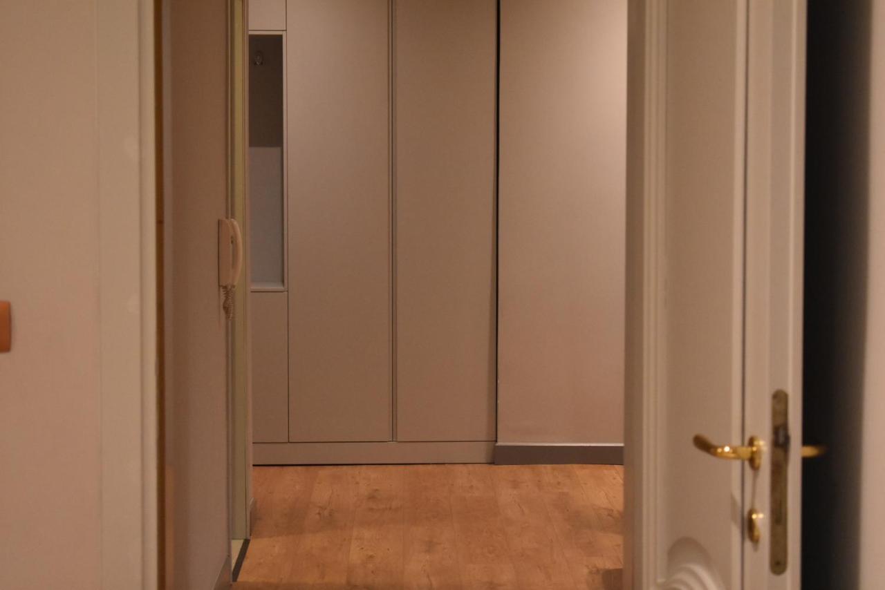 Tam Serviced Shallvaret District Apartament *