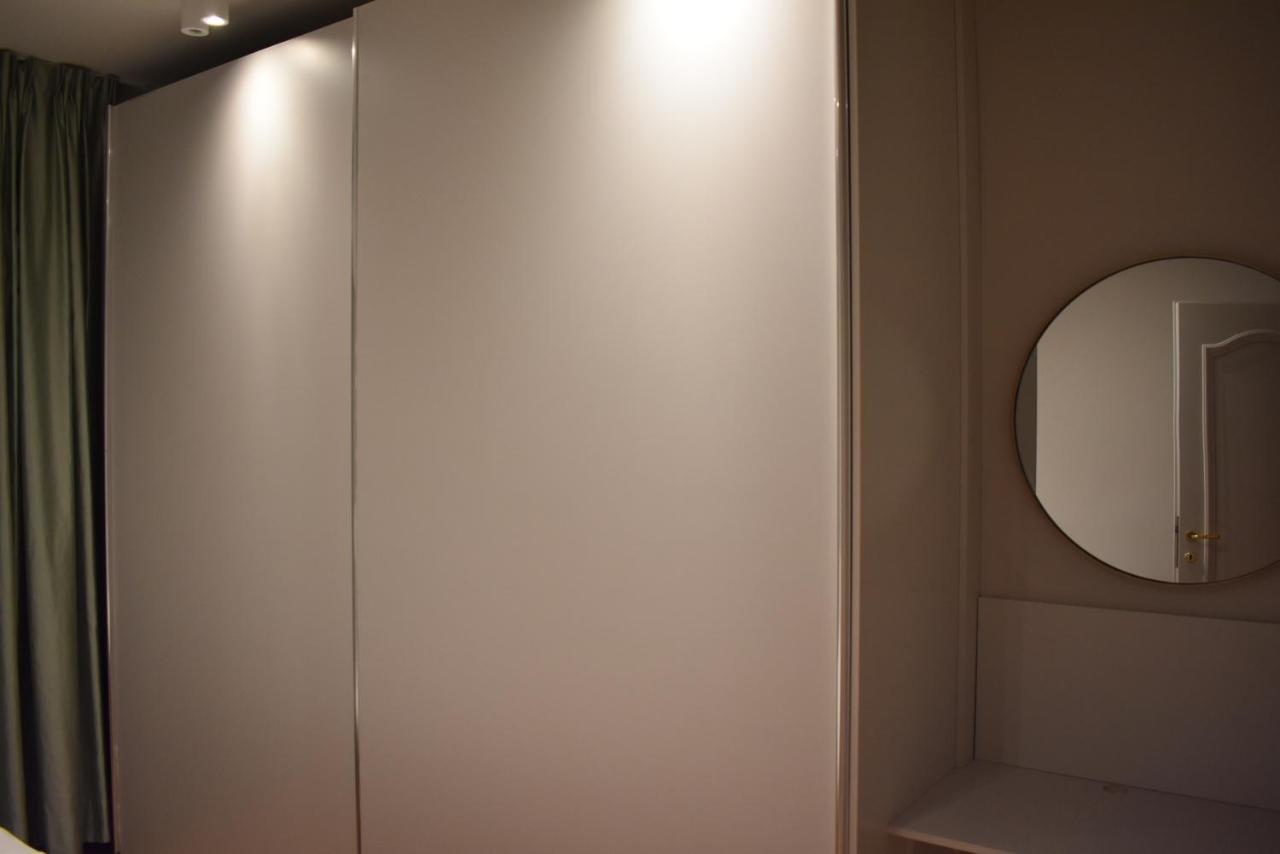 Apartament Tam Serviced Shallvaret District