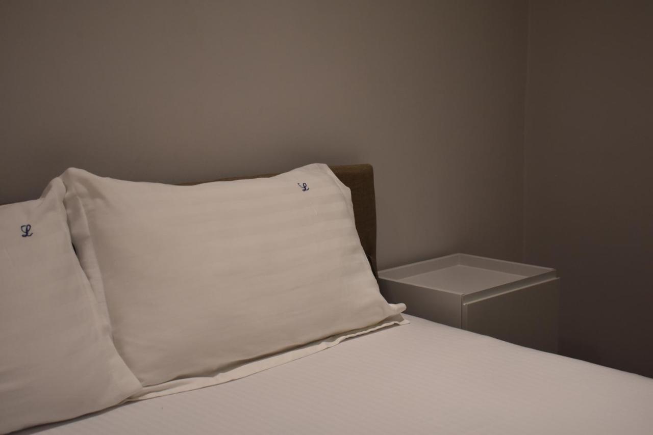 Tam Serviced Shallvaret District Apartament *